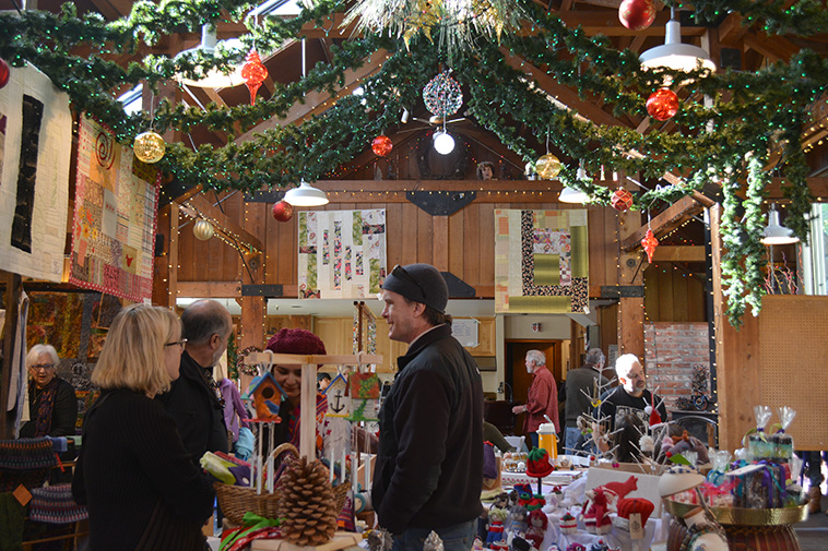 Muir Beach Holiday Arts Fair